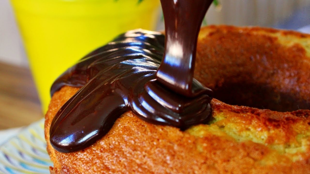Cobertura de Chocolate para Bolo de Cenoura