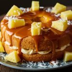 Bolo de Abacaxi com Doce de Leite